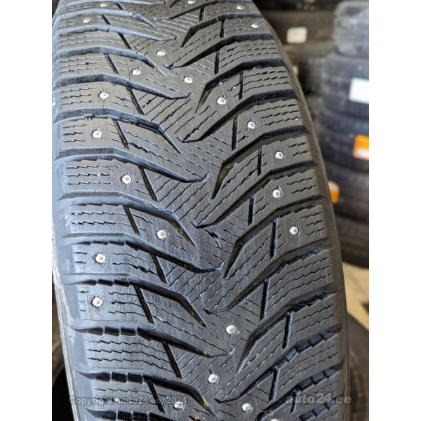 Kumho WinterCraft Ice 205/60R16
