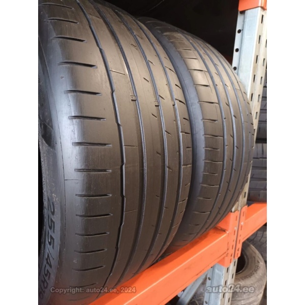 Hankook Ventus S1-Evo3 255/45R19