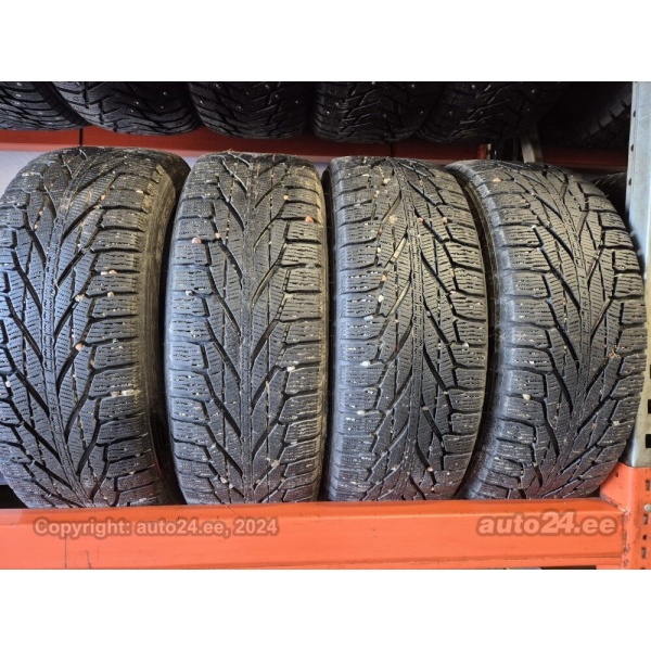 Nokian Hakkapeliitta R2 SUV 215/60R17