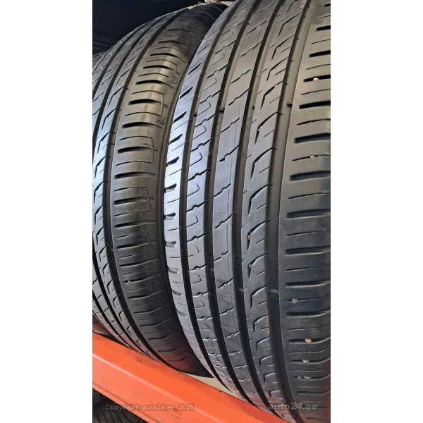 Barum Bravuris 5HM  uueväärsed 215/65R17