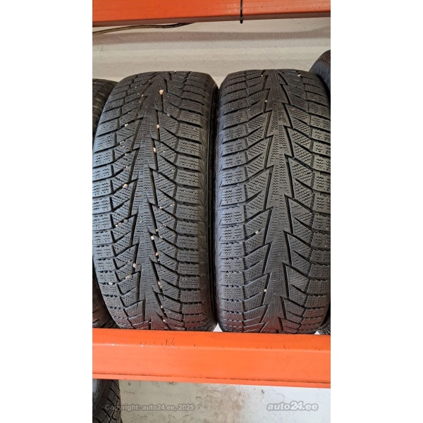 Hankook Winter I-icept IZ2 205/55R16