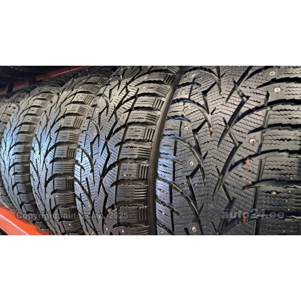 Toyo Observe G3 Ice 215/55R18
