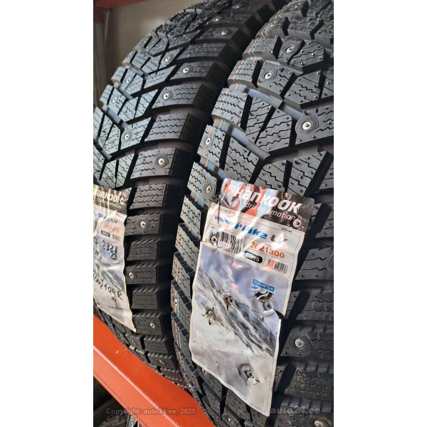 Hankook Winter I-pike LV 205/70R15