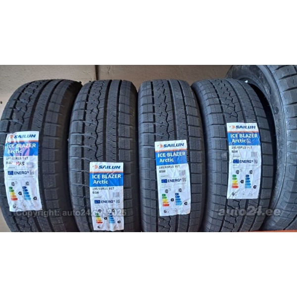 Sailun IceBlazer Arctic 195/65R15