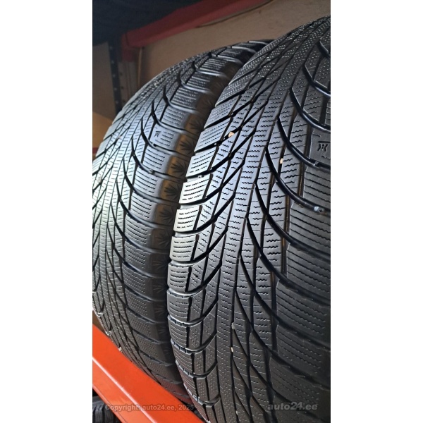Kumho Wintercract Ice WI51 205/55R16