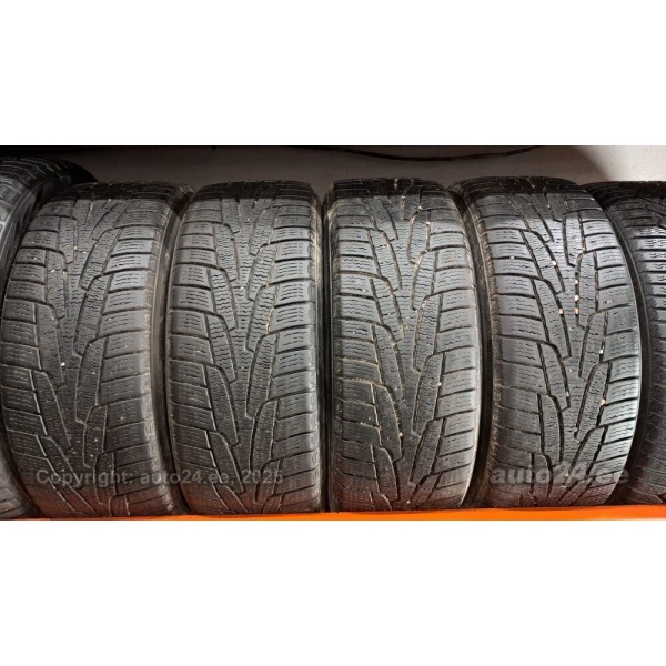 Kumho Izen KW31 215/55R17