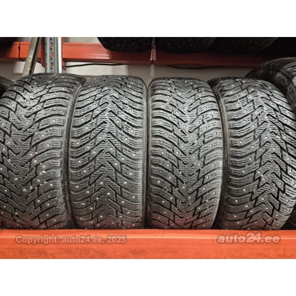 Nokian Hakkapeliita8 205/55R16