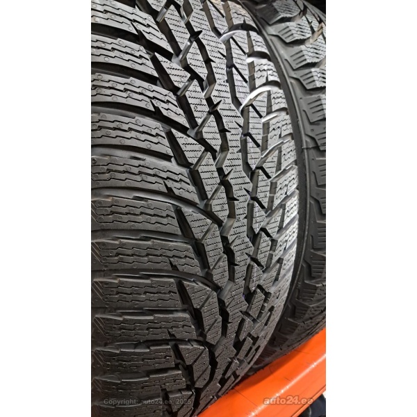 Nokian WR D4 RunFlat 225/50R18
