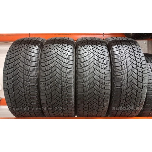 Michelin X-Ice Snow SUV 235/55R19