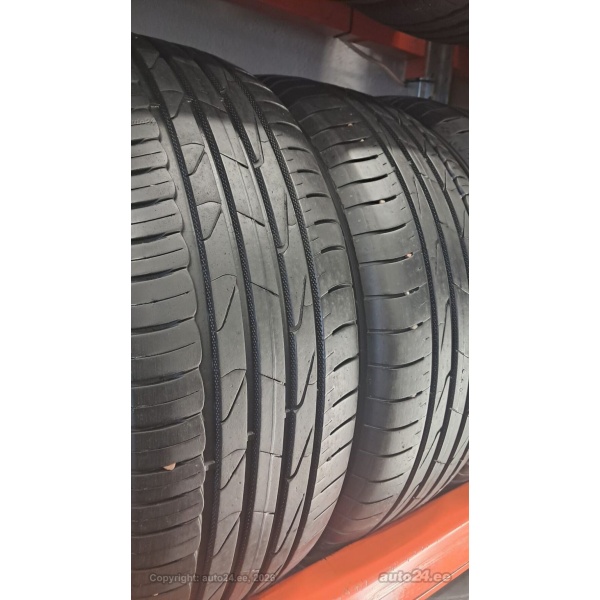 Nokian Hakka Blue 3 205/55R16