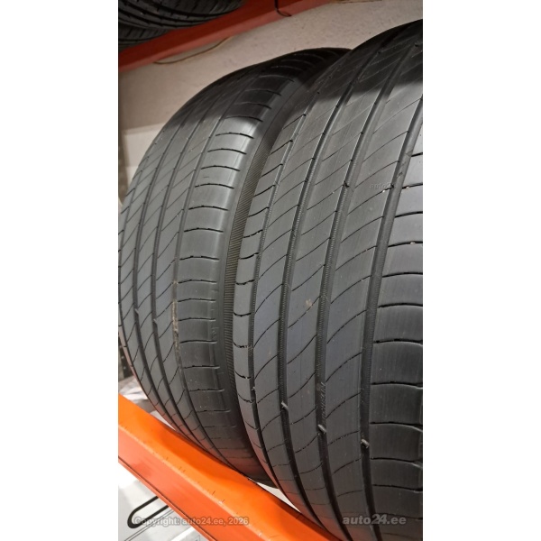 Michelin Primacy4 205/55R16