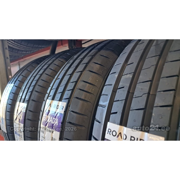 Roadrider Strada 215/60R16