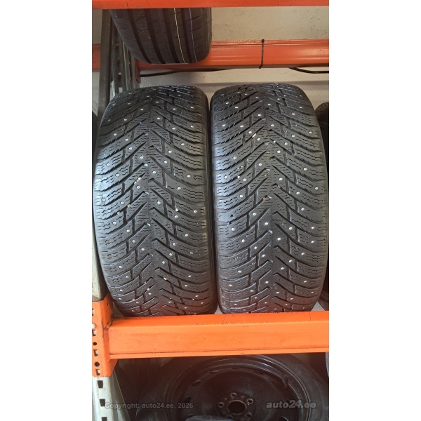 Nokian Hakkapeliita8 245/45R18