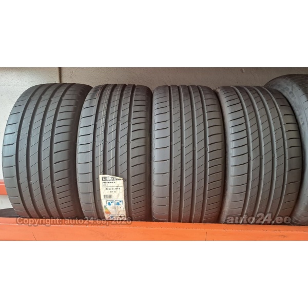 Bridgestone Potenza S001  Sisuliselt uued! 235/35R19