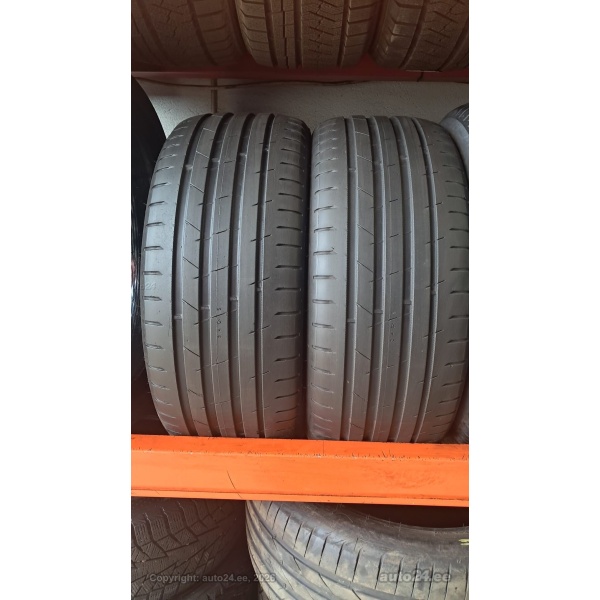 Nokian Hakka Black2 225/40R19