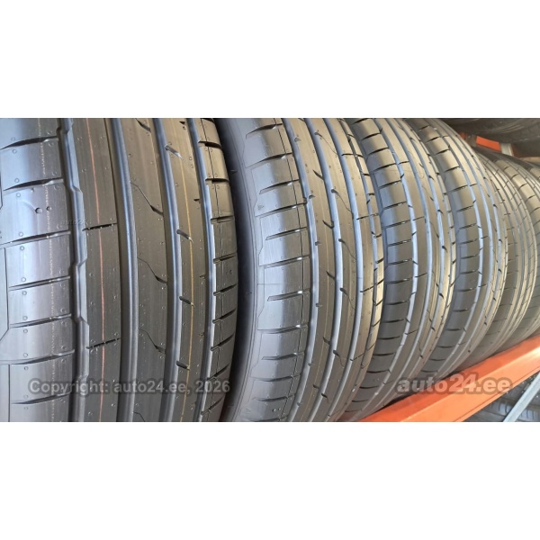 Hankook Ventus S1-Evo3 EV 215/65R17